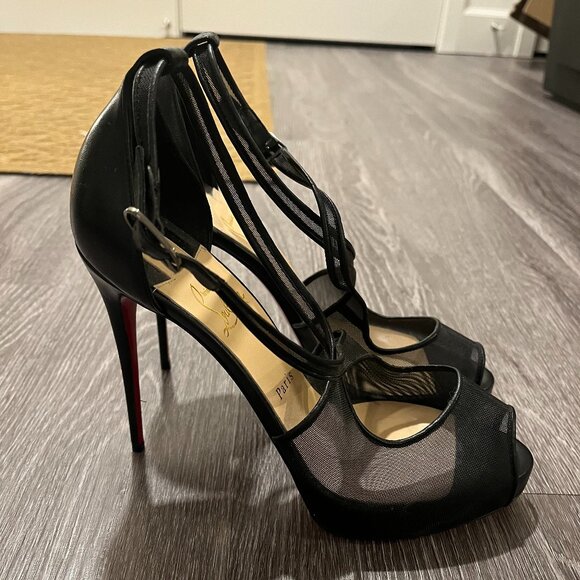 NEVER WORN CHRISTIAN LOUBOUTIN - mariacar leather & mesh platform sandals